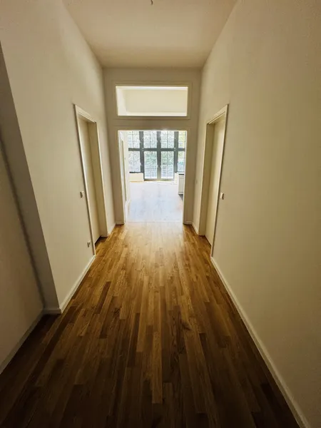 148 m², 2 Bäder und ein Atrium – diese 4-Zimmer-Wohnung ist alles andere als gewöhnlich! — photo 1